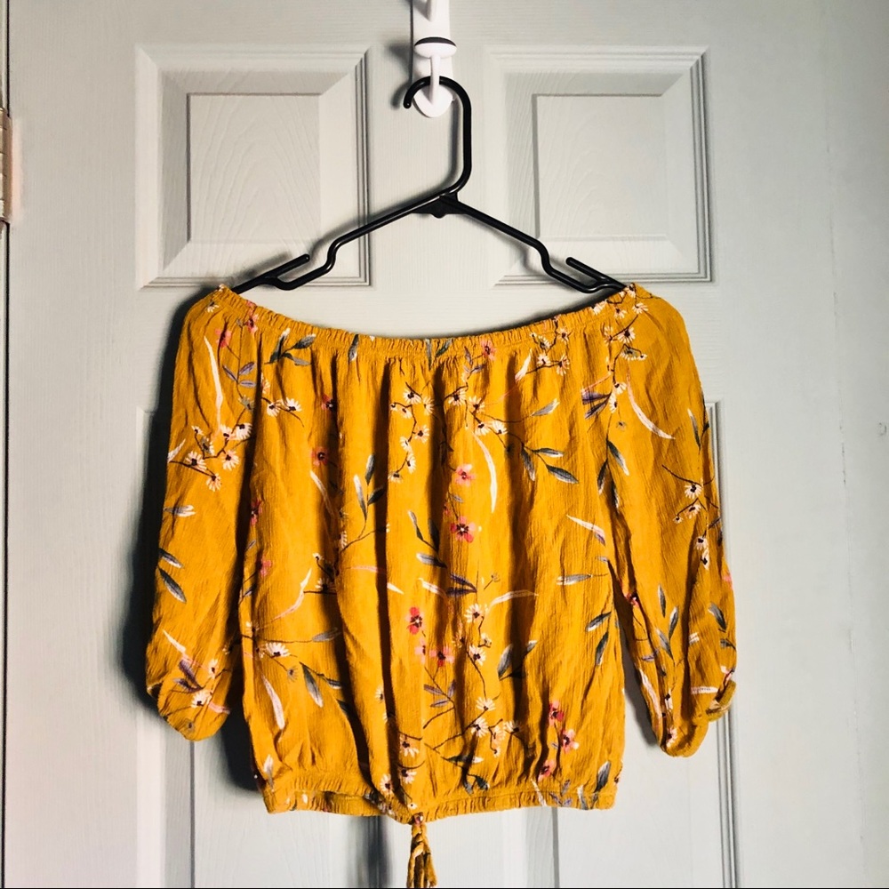 Yellow Free Kisses Front-tying Croptop